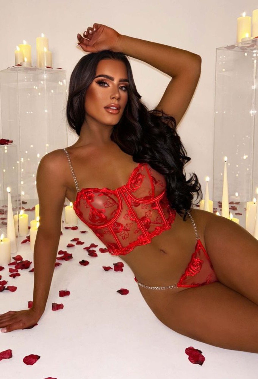 Wholesale Romance And Roses Red Rose Embellished Corset And Thong Lingerie Set Lingerie