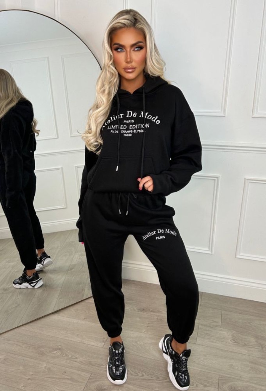 New Ltd Edition Black Embroidered Hooded Two-Piece Loungewear Set Gifts